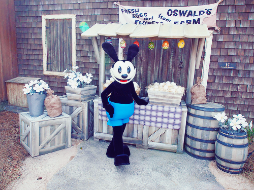 Oswald the Lucky Rabbit makes character debut at Tokyo Disneyland Resort in new meet-and-greet at Di