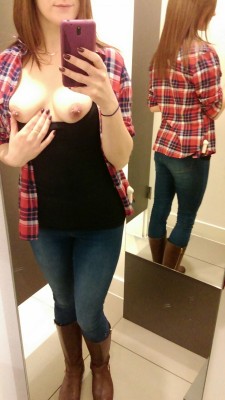 x-whatkatiedid-x:  Rocking the lumberjack