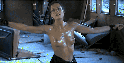 see that hot mom?