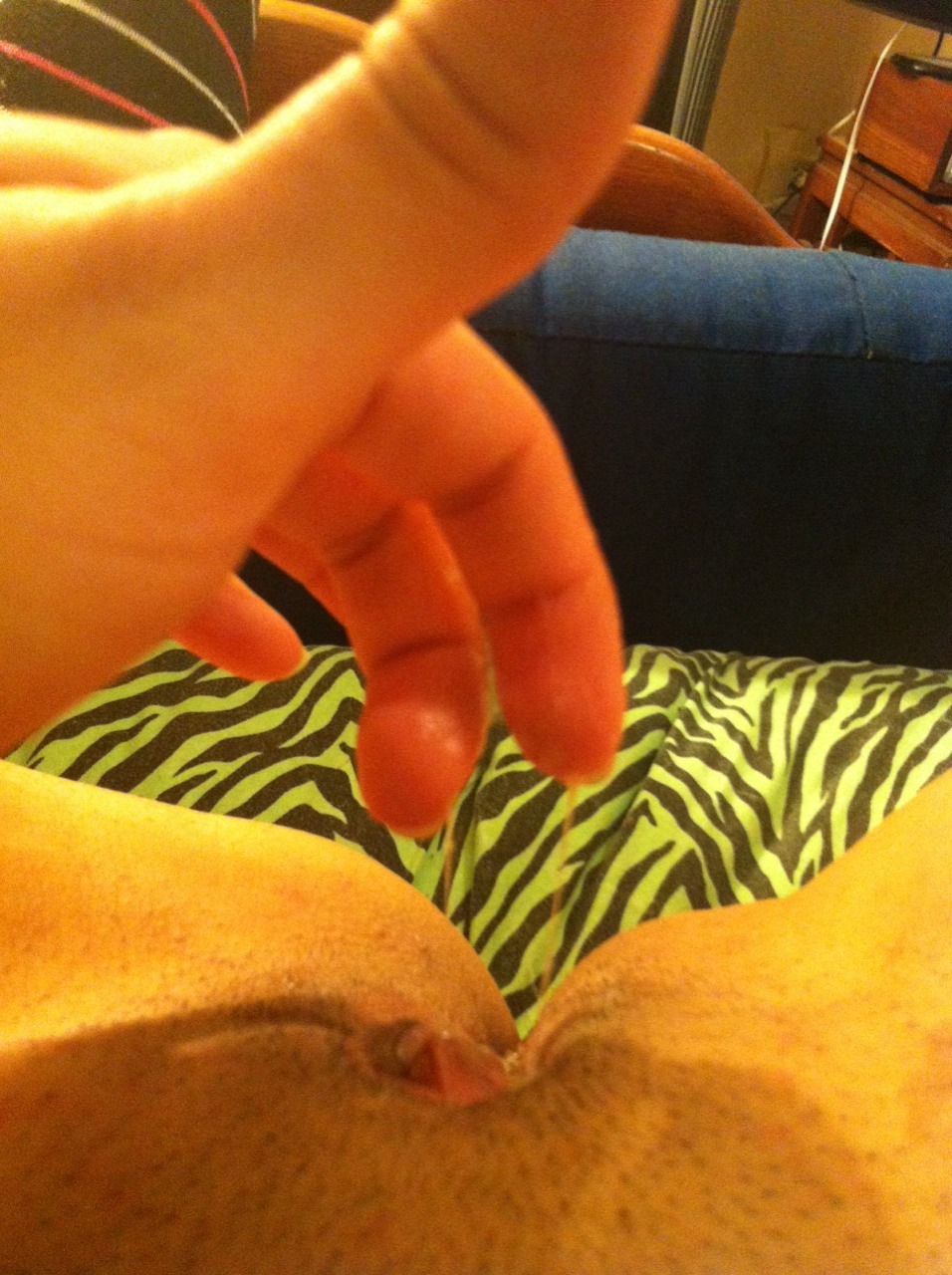 thisisrealfilth:  got my pussy extra wet for this wet wednesday (; 