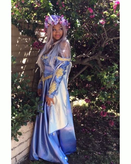 dressesandcapes:My Last Unicorn cosplay/costume I made for the Renaissance Faire. I absolutely loved