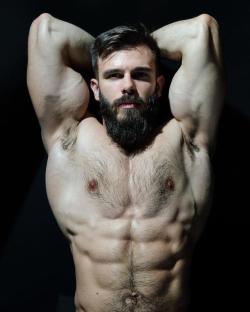 L’Uomo Divino