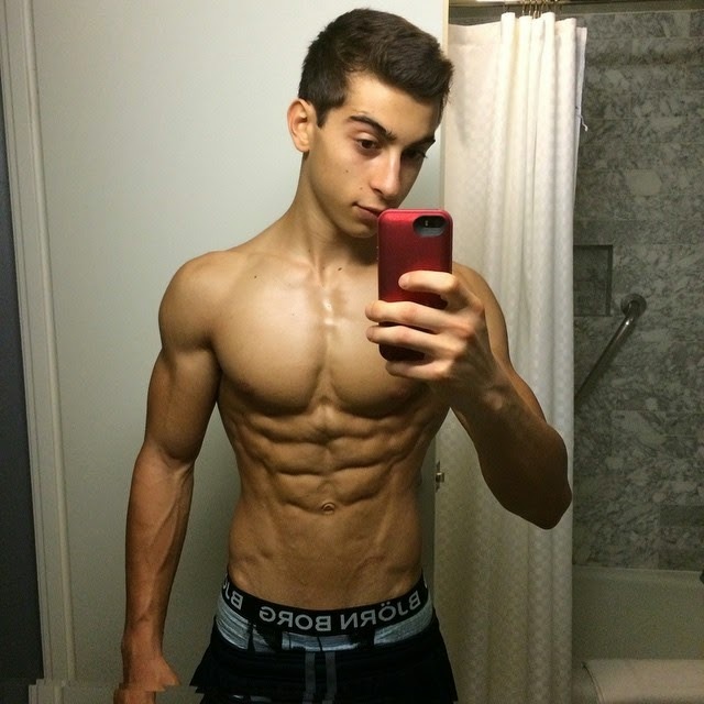   18 Year Physique on the Rise - Aaron Serruya  