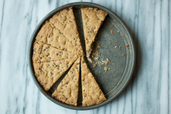 phoods:  (via Cookie Classics | Table Matters)
