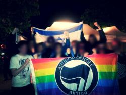 v0lkst0d:  gay zionist smashing germany.