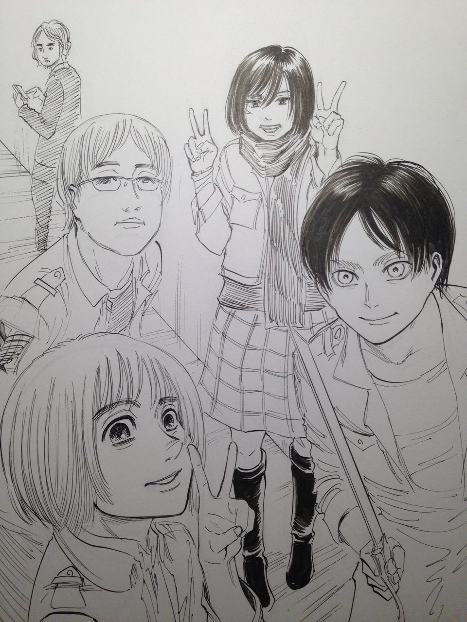  Isayama blogged two sketches imitating a recent candid photo of SnK director Araki