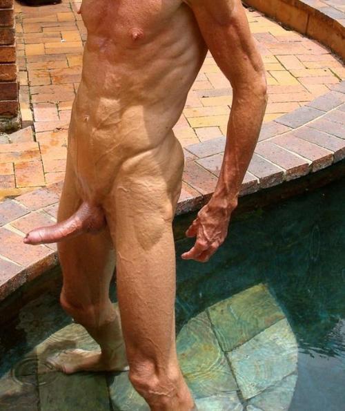 best-daddiespictures: Uncut is Hot ! I’d lick every inch of him!