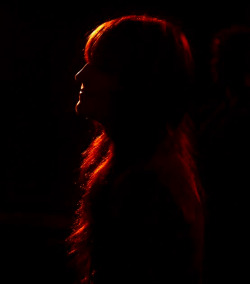 Thefatmfanclub:  Florence Shrouded In Darkness After Her Performance Last Night At