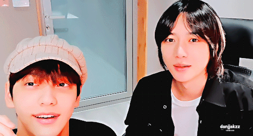 In This Episode Of Soobin And Beomgyu Calling Each Other While Doing Their Solo Vlive And “inviting”