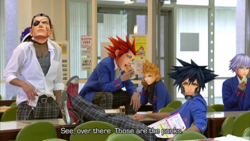 kumazuma:  Yes, the Norts got their own table and yes, Ansem Seeker Of Darkness™ is looking straight to the table where Riku is. 