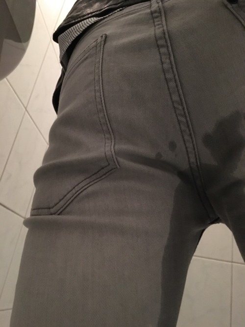 Porn photo wet-diaperboy:  Got a request for this kind