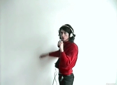 alexsodark:She was closeSo close that the walls were wet