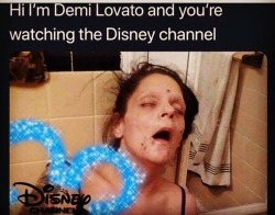 La Demi.  El Deesnay. 😭😝 https://www.instagram.com/p/Bva71uBnglR/?utm_source=ig_tumblr_share&amp;igshid=11dmse9kjfbkz