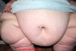 feedyouintotheabyss:  Not quite to the floor…yet.