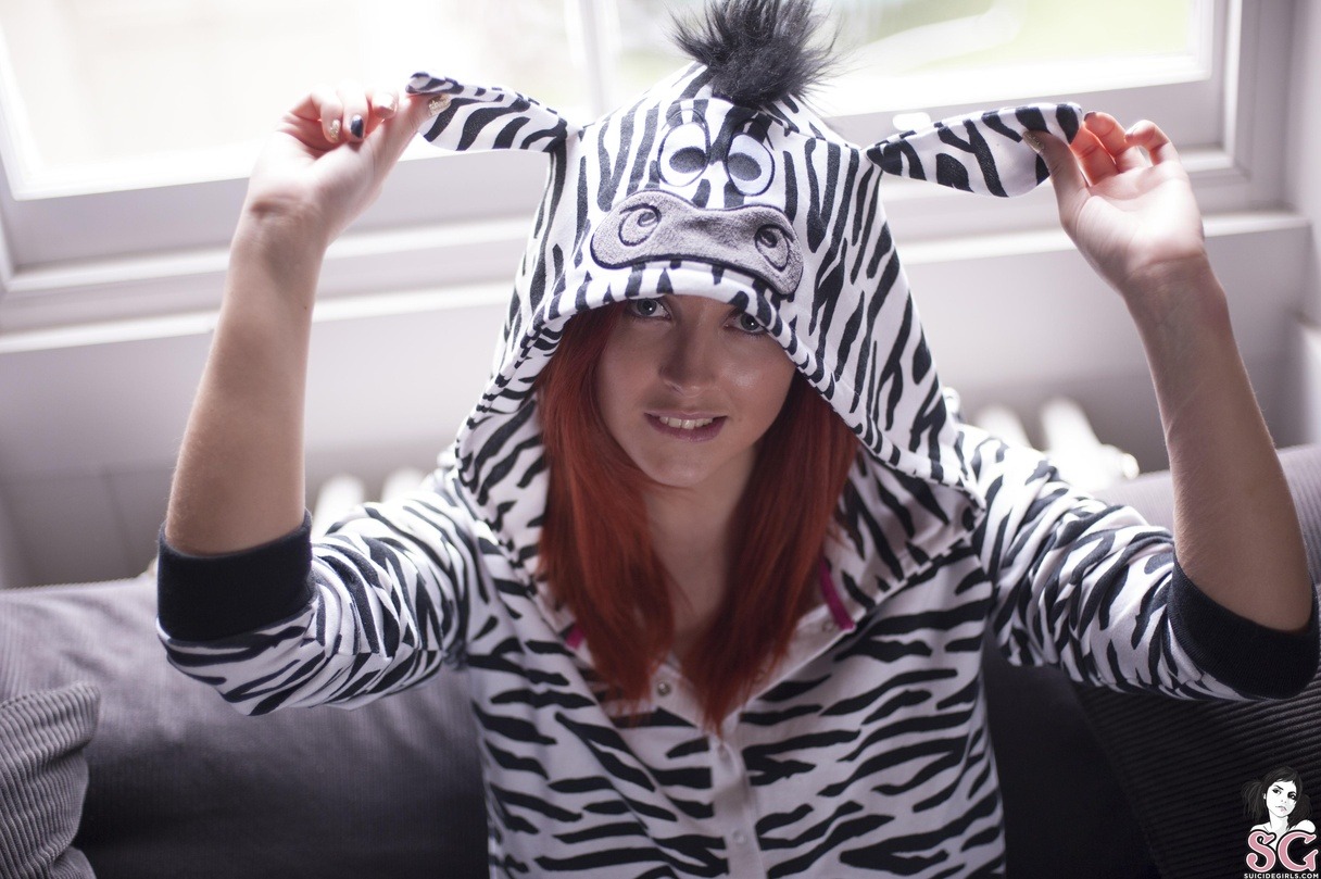 Lucy Collett - Zeebra - from www.SuicideGirls.com If you are a Suicide Girls members