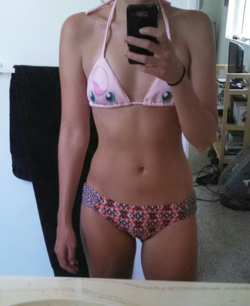 pilates-punk:  This is me right now. Can’t wait to see some gains! 💪