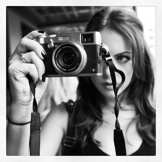 lizgillies-news:  jackassdog: @lizgillz shoots. #Austin #KeepAustinWeird #ATX #SDRR