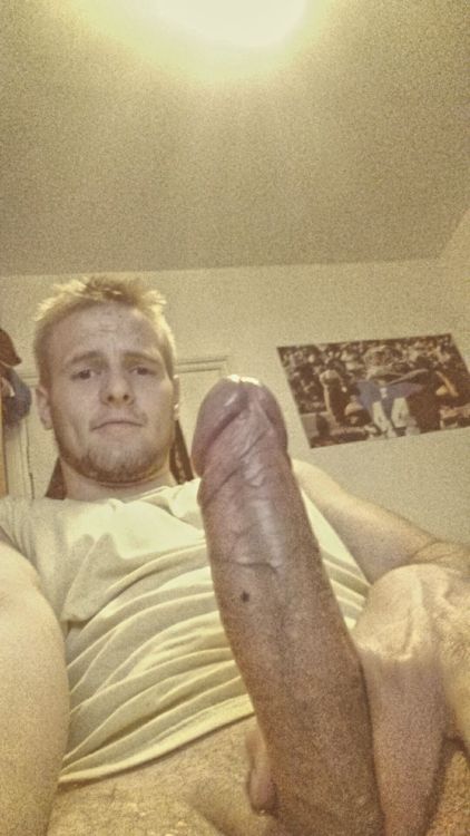 2sthboiz:  it needs suckin you fag   I would be love to Sir!!