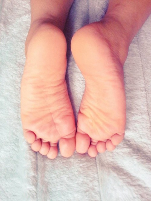 Woman foot fetish and foot worship female