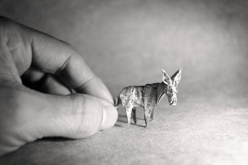 Sex sixpenceee:   Origami art by Spanish artist pictures