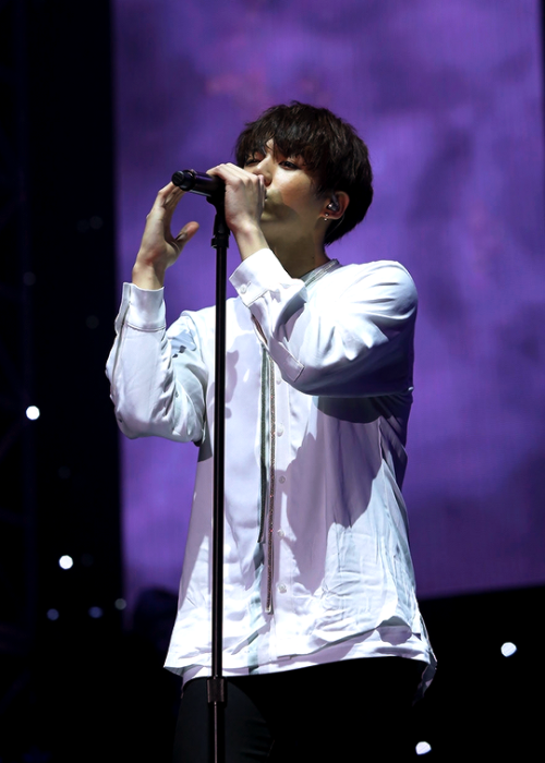 minseokked:  화양연화 Onstage: Epilogue – Vocal Line