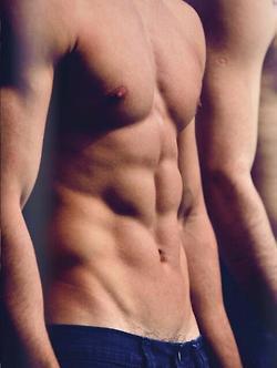 teenboys-shirtless:  Hot guy pictures, speedo boys, guys with bulge, hot abs, smooth