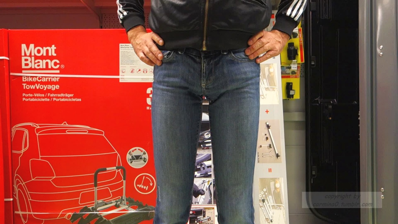 carmina0:  another public jeans wetting