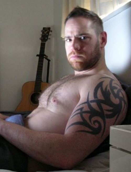 hypnogayman:  After having hypnotized him, Andrew enjoyed seeing him motionless,