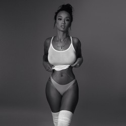 thoughts-of-a-dirty-married-mind:  Damn Draya…
