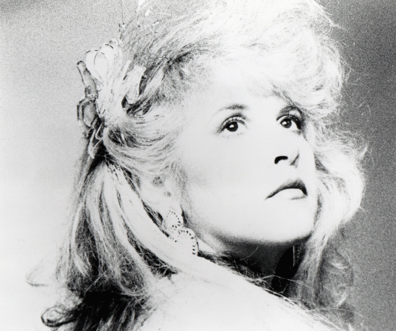 crystallineknowledge:
“ “Stevie Nicks photographed by Paul Cox in 1989
” ”