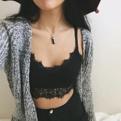 romwe-fashion: Black   Spaghetti Strap Lace Crop Vest