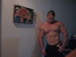 worshipmalebody:  The best Men bodies only on:   worshipmalebody.tumblr.com