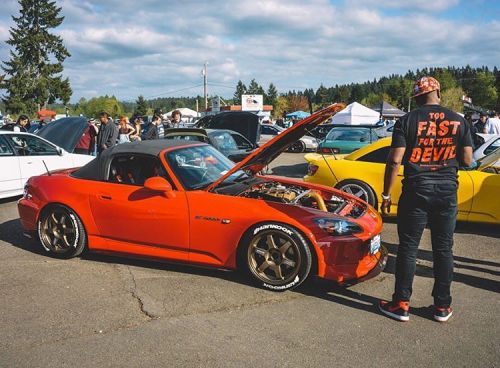 Gorgeous S2K at #hondafestnw #hondafest #nwmotiv #nikoncoolpixA #s2k #s2000 #toofastforthedevil #wha