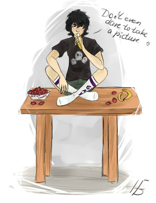 thedaughterofsolangelo: hamstergangster: At first I thought about drawing Nico eating a banana but w