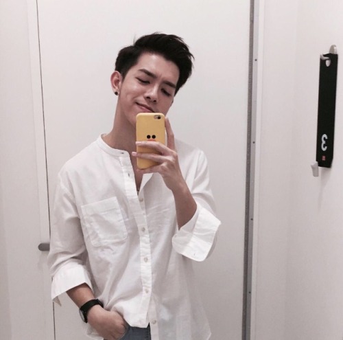 xavroyel: singapore-collections: @ed_dictiveEdwin Hoi My eyecandy! He’s so perfect!