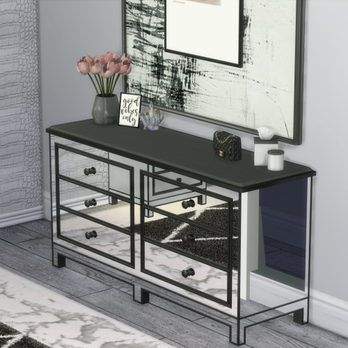 Luxe Mirrored Side Table &amp; DresserNow on my Patreon!DOWNLOADEarly access - Public 31st August. D