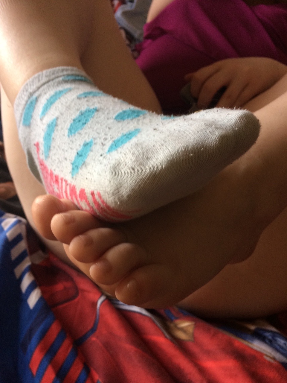 ellessexyfeet:  Socks!