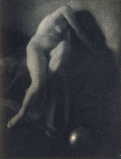  Memorium by Edward SteichenIn 1906 