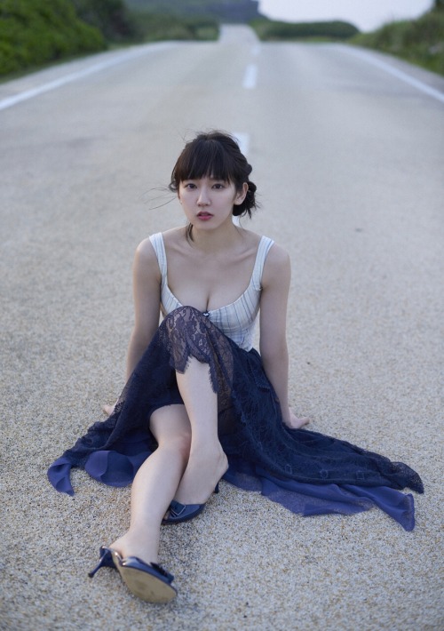 closedunbounded: 吉岡 里帆