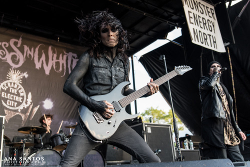 Motionless in White  // Vans Warped Tour, Holmdel NJ 07.17.16© Ana Santos