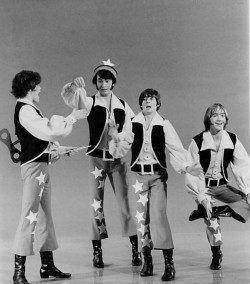 sweaterjebus:  The Monkees  *squeals like