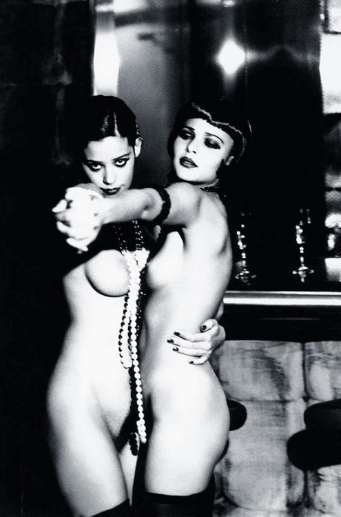 he1943:  sulphuriclike:  Ellen Von Unwerth_The Last Tango, New York, 1992  Risqué ☺☺☺has over 65,000 posts & over 20,000 followers… 