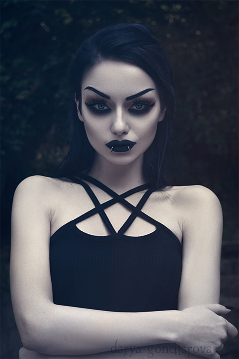 gothicandamazing:    Model/ Photo/ MUA: Darya GoncharovaOutfit: KillstarWelcome to Gothic and Amazing |www.gothicandamazing.com  