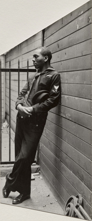 joeinct:Jacob Lawrence, Photo by Arnold Newman, 1944