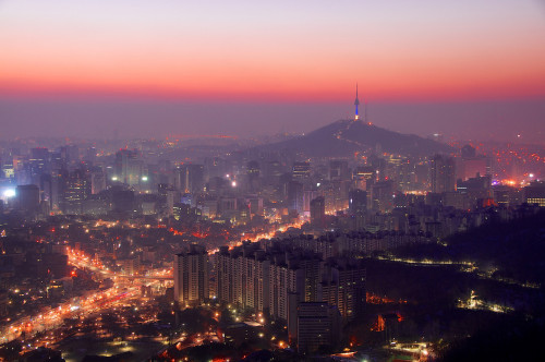 rjkoehler:  Downtown Seoul just before dawn, seen from Mt. Ansan.  That is beautiful.