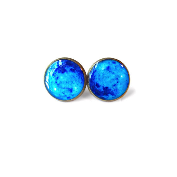 kin-life-fashion:  Galaxy/Space/Nebula/Starkin accessories~ Galaxy stud earrings: