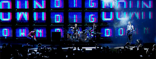 becausemuse: Dig Down live from Nashville, Tennessee on 3rd of June 2017