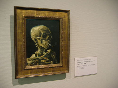 Vincent van Gogh, Kop van een skelet met brandende sigaret(Skull of a Skeleton with Burning Cigarett