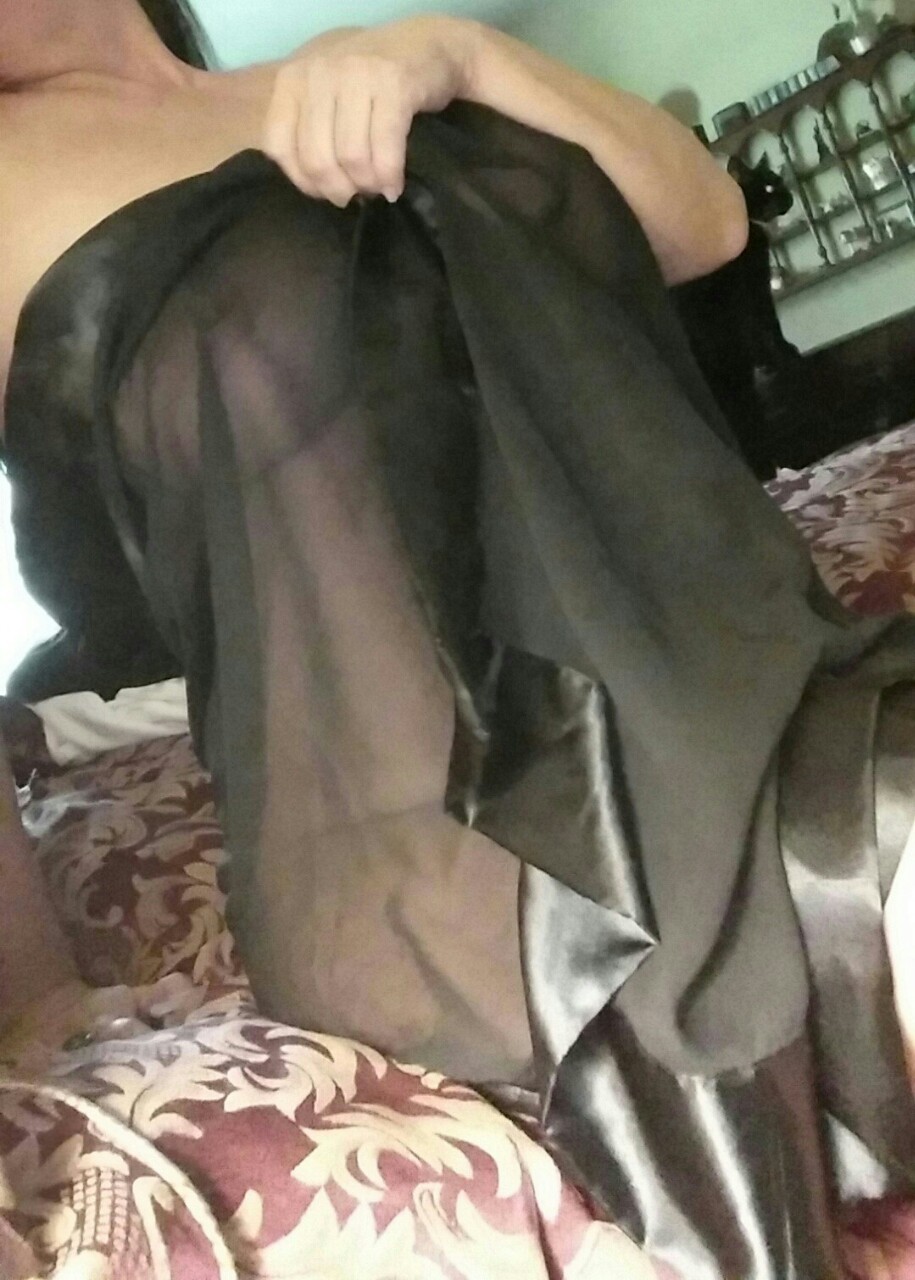 shyhousewife:  Sheer black wrap, silver shoes (set 4)