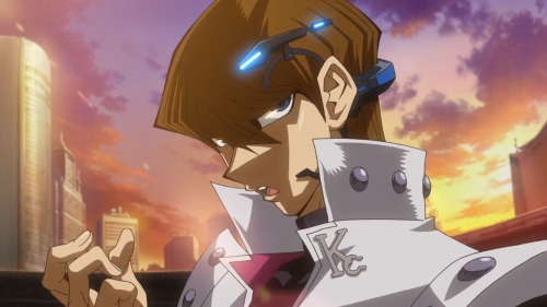 gwen-skyes:Kaiba, your hands are at it again
